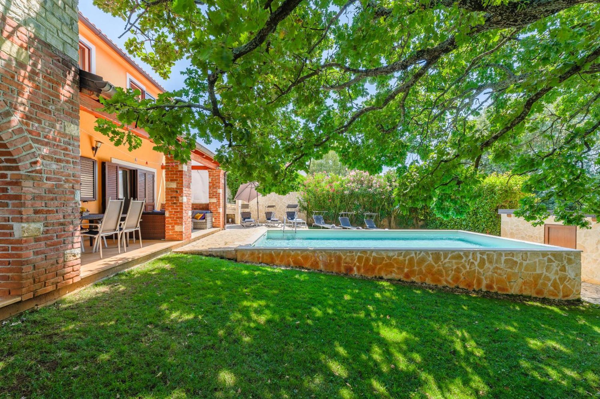 Villa Hrast Bacva Višnjan Dış mekan fotoğraf