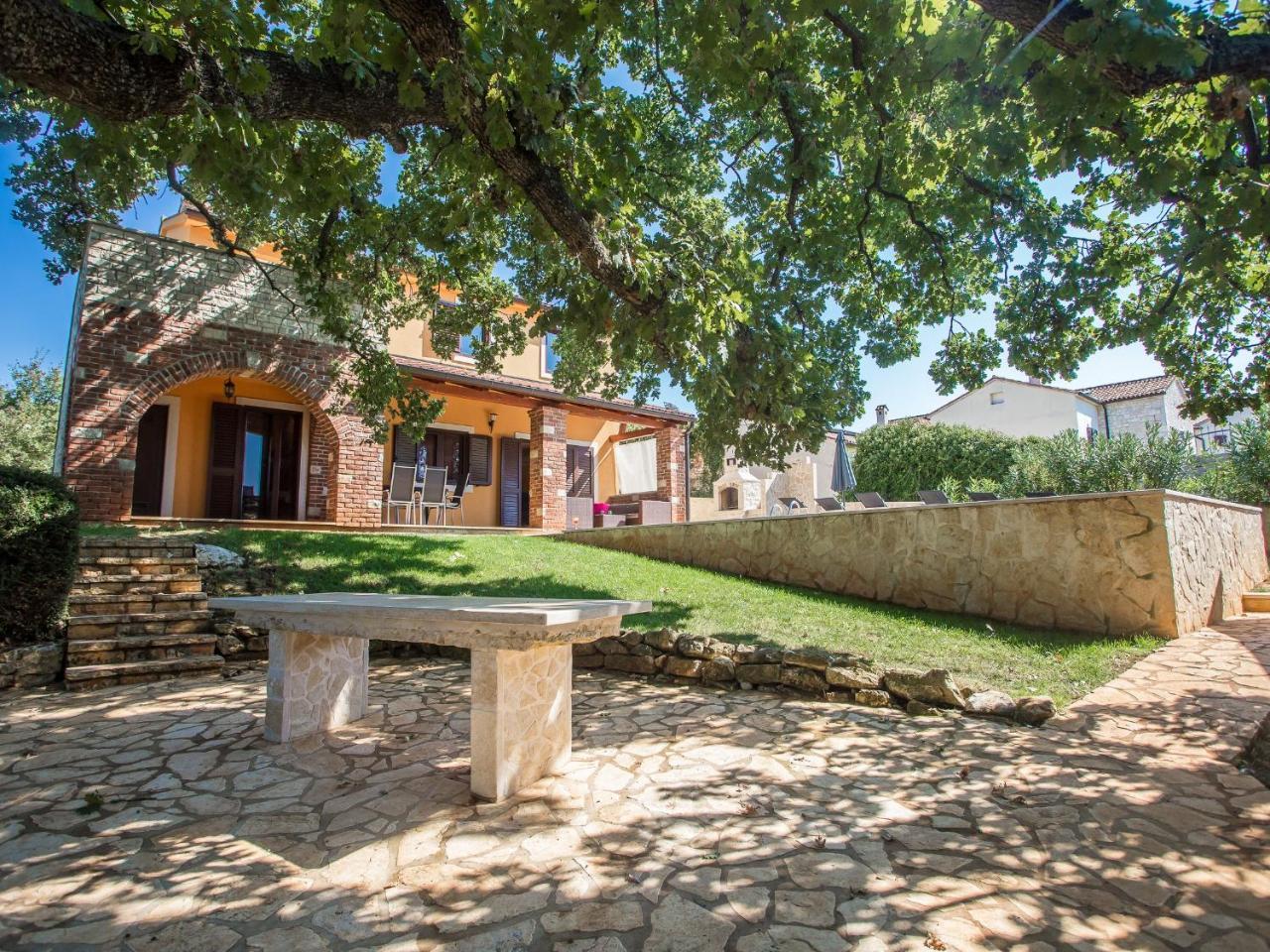 Villa Hrast Bacva Višnjan Dış mekan fotoğraf
